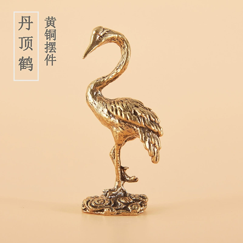 Новый бронзовый журавль с красной короной