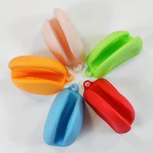 Kitchen heat-resistant tongs, microwave and oven tongs, shark mouth heat-resistant gloves, high-temperature-resistant tongs