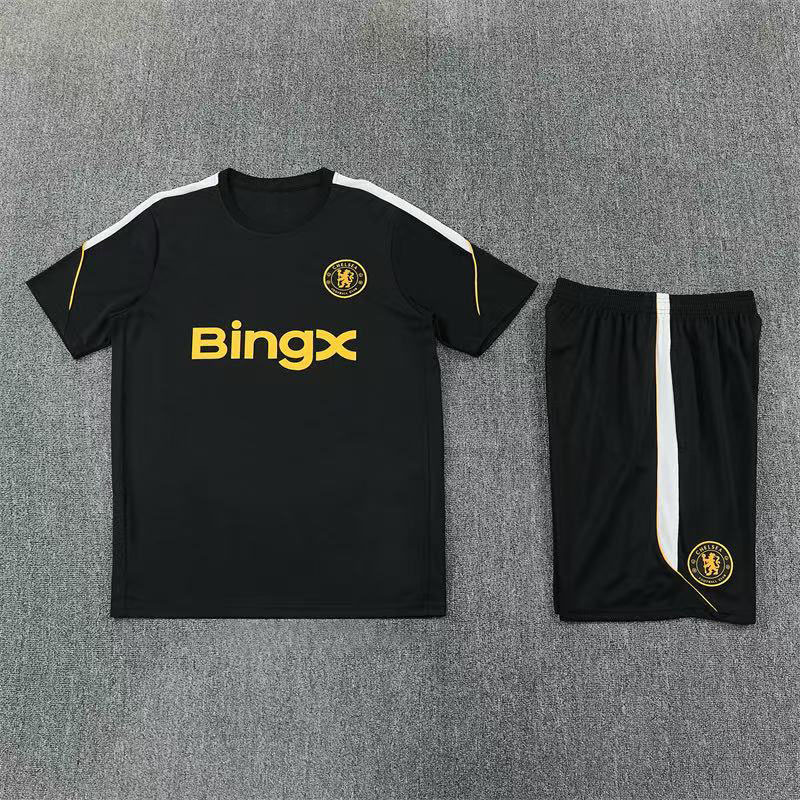 Black chelsea