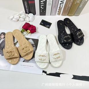 �羳С���L��C��ЬŮ�⴩�¿����ٴ�r�����ƽ�����eһ����