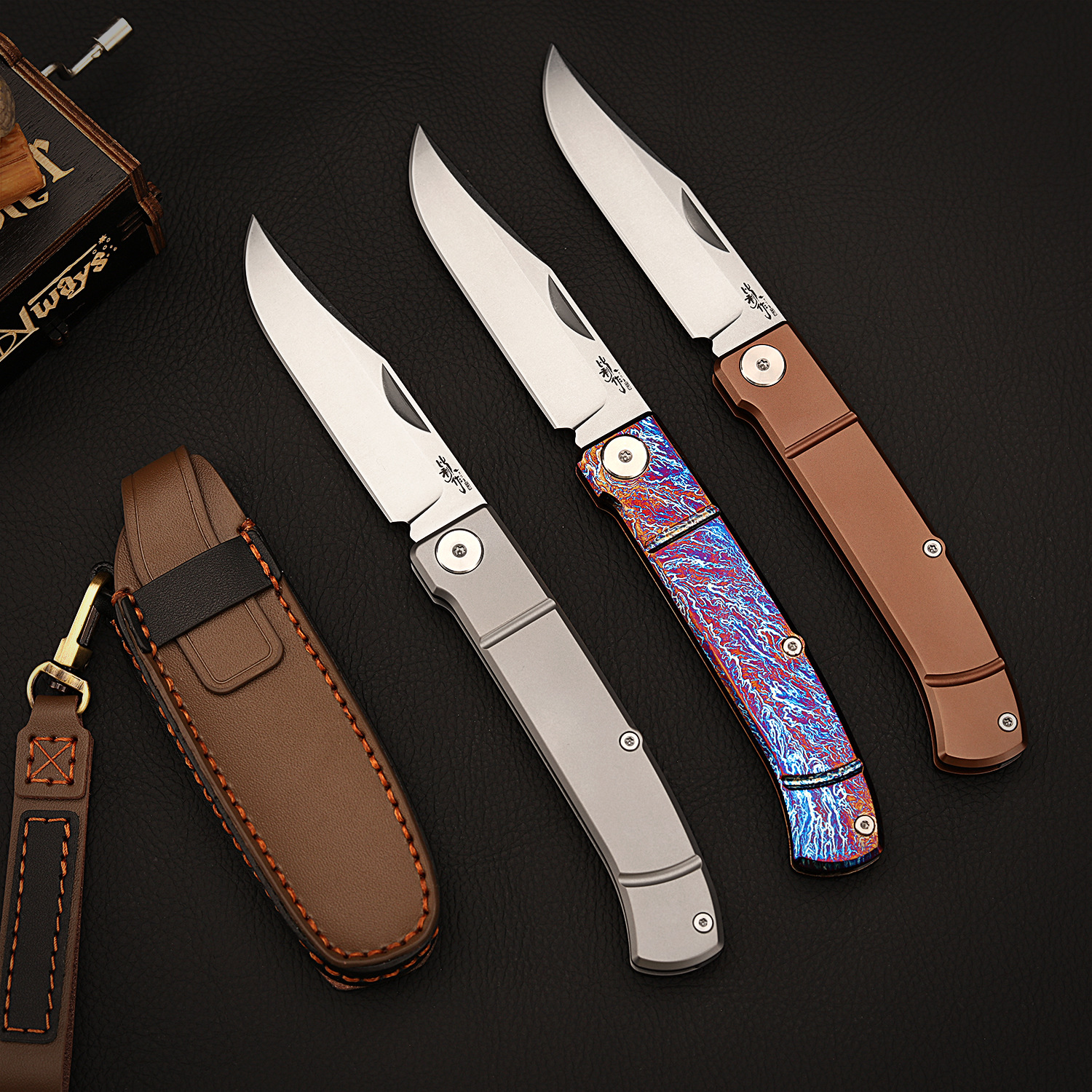 Vanax超氮钢折叠口袋刀高防锈小刀石洗刀刃钛合金烤蓝着色柄