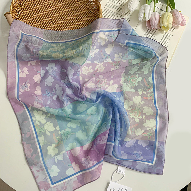 Pañuelo floral, estilo pastoral femenino de verano, nuevo estilo, bufanda fresca, bufanda de seda, bufanda cuadrada pequeña, bufanda de cuello de sentido avanzado