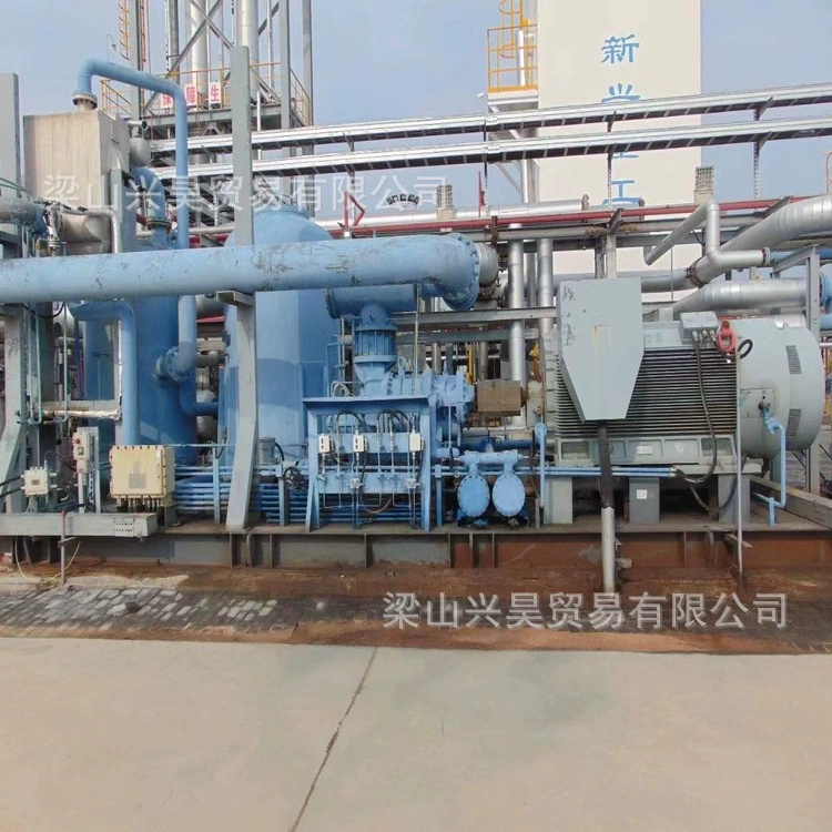 Продается передвижная установка для сжиженного природного газа (СПГ), с устройством для десульфурации, декарбонизации и обезвоживания, высокая автоматизация и простота в эксплуатации.