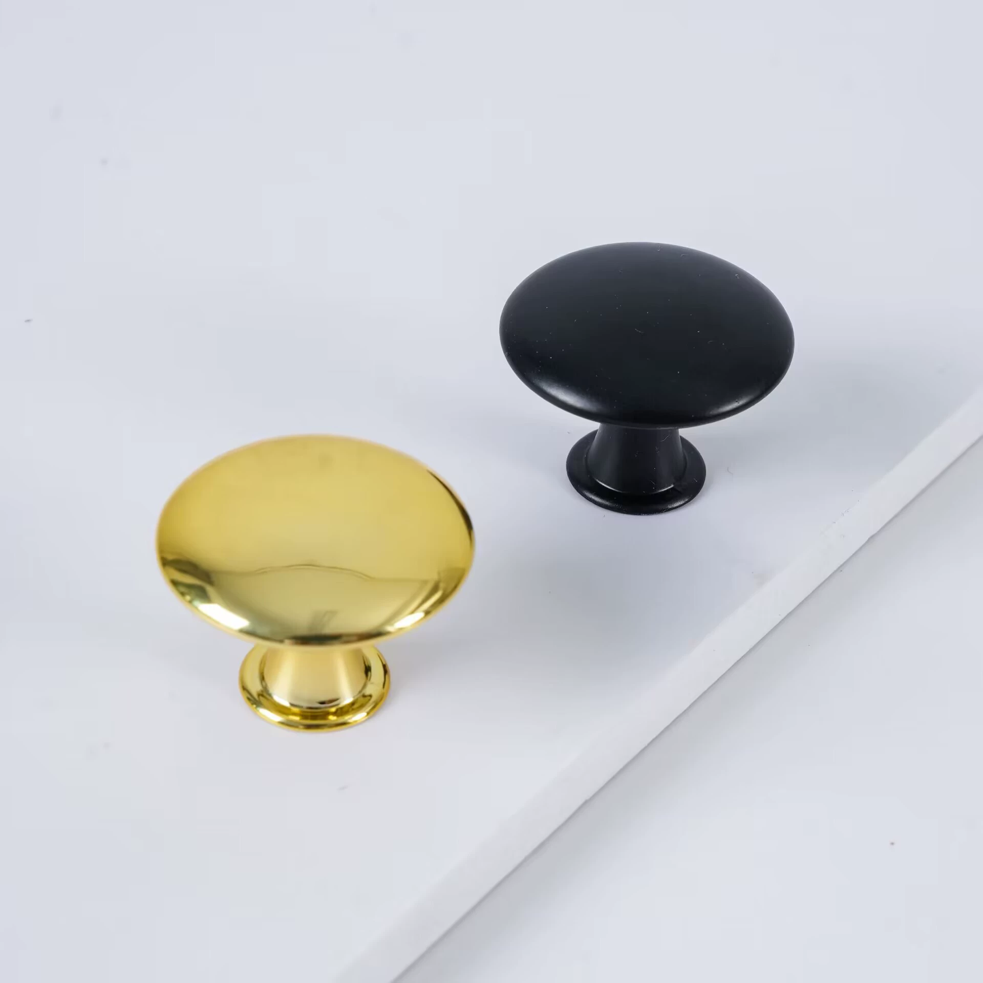 Трансграничная золотая ручка из алюминиевого сплава шкафа дверная ручка черный современный легкий роскошный ящик с однострочной ручкой