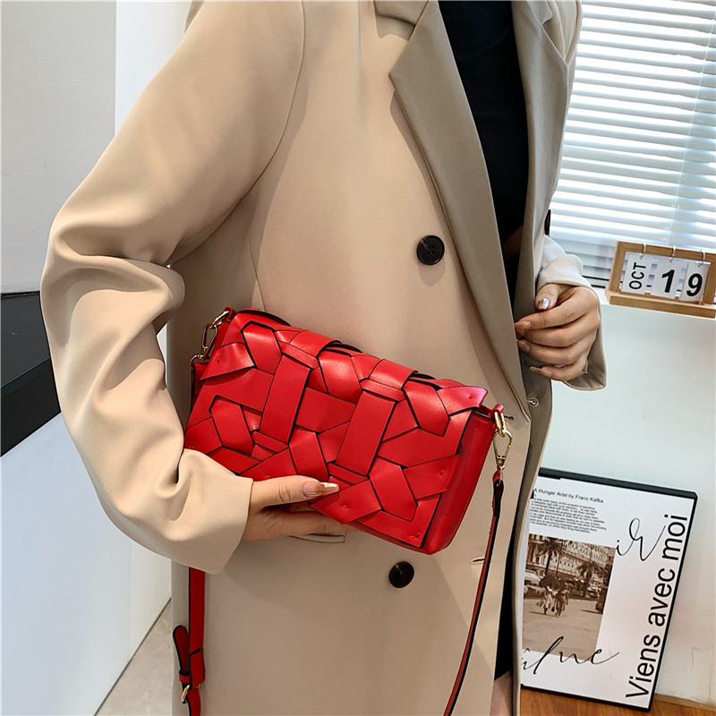 Borsa da donna in tessuto dal design piccolo 2023 Borsa a tracolla alla moda con nuova trama autunno/inverno 2023 Borsa a tracolla personalizzata_voghion.com
