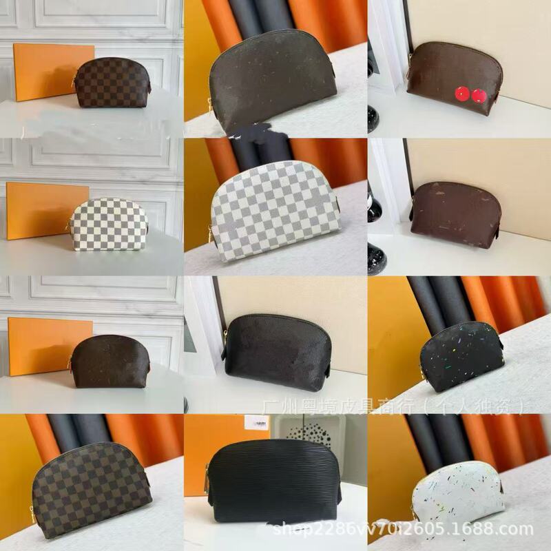 Cross-border foreign trade supply: vintage shell makeup bag, large capacity, fashionable and versatile printed clutch bag for women, large capacity