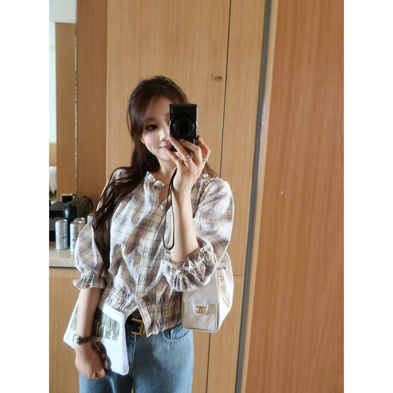 Gentle and Intellectual Korean Style, Versatile Cotton Top with Multiple Ways to Wear, Simple and Elegant Plaid Blouse for Women, New Summer 2026 Collection Gentle and Intellectual Korean Style, Versatile Cotton Top with Multiple Ways to Wear, Simple and Elegant Plaid Blouse for Women, New Summer 2026 Collection