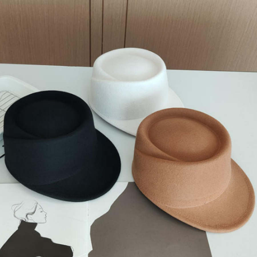 Popular Pure Wool Equestrian Hat, Woolen Hat, Retro British Style Women's Felt Hat, Fashionable Band Stage Performance Hat