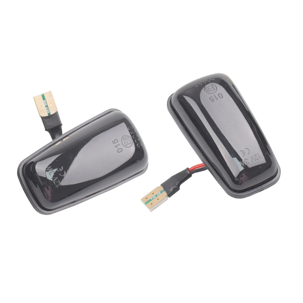 Aplicable a Peugeot 406 Citroen Fiat Ulysse220 guardabarros luz LED que fluye agua dirección luz lateral