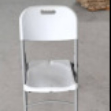 Puesto al aire libre mesa plegable simple portátil al por mayor mesa de camping y silla de oficina en casa tira de plástico noche mercado mesa de comedor