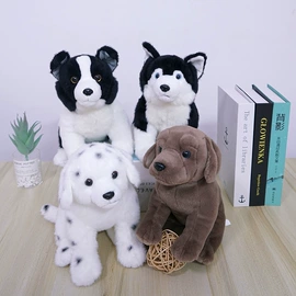 毛绒玩具;布类公仔