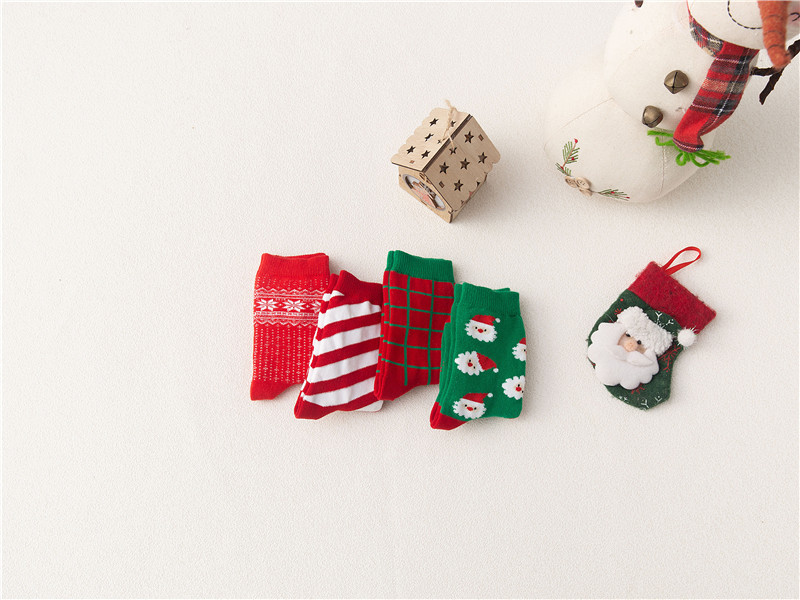 Christmas Festival Santa Claus, Stripe, Plaid Pattern Kid's Retro Santa Claus Stripe Plaid Cotton Crew Socks 4 Piece Set