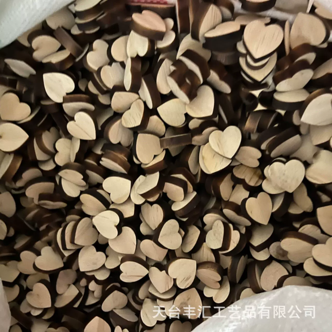 彩色圆片爱心木头心形耳环冰箱贴耳钉木头装饰木片手工情人节礼品