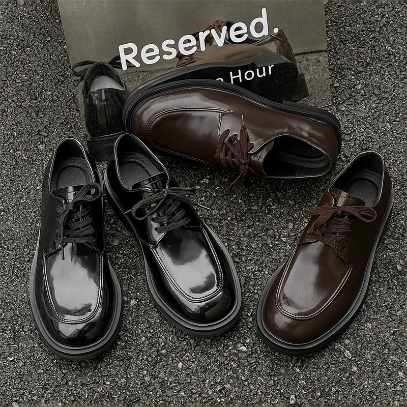Повседневная кожаная обувь для мужчин и женщин в нишевых пригородных туфлях дерби