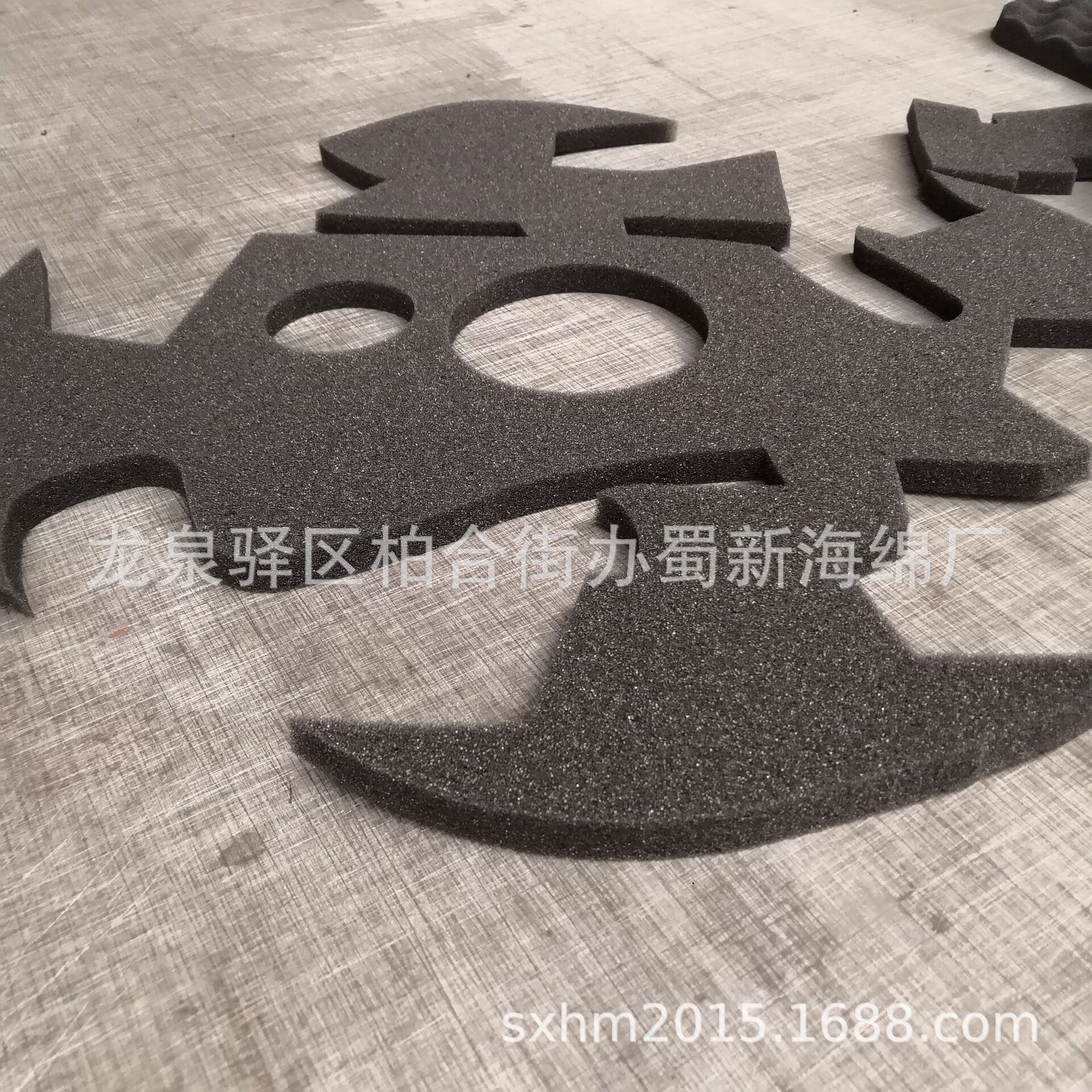 厂家供应黄色蓝色吸音海绵/各色吸音波浪海绵/单面带胶隔音海绵