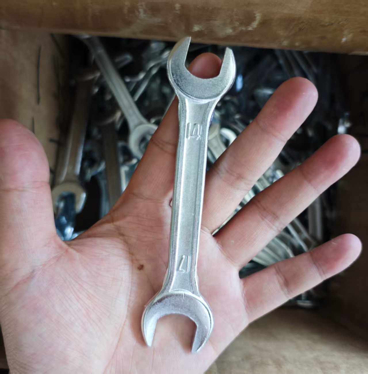 Wrench, wholesale