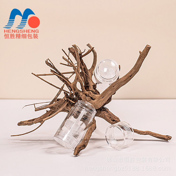 Transparent moisturizing face mask