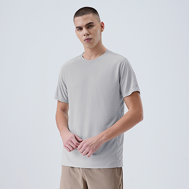 25 primavera y verano nueva camiseta de manga corta elástica de humedad transpirable para hombres running fitness camiseta de secado rápido