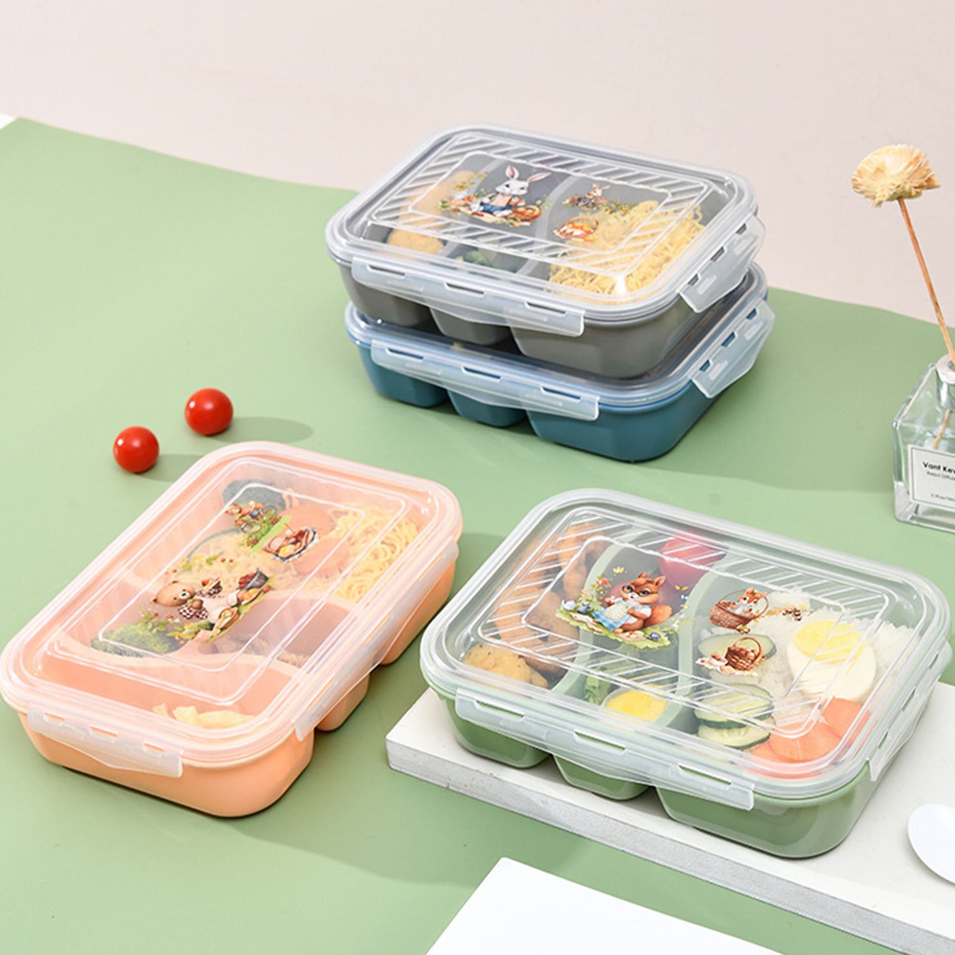 Caja de almuerzo de plástico al por mayor lindo cartón de dibujos animados portátil estudiante dividido caja de almuerzo de grado alimenticio puede microondas caja de almuerzo de gran capacidad