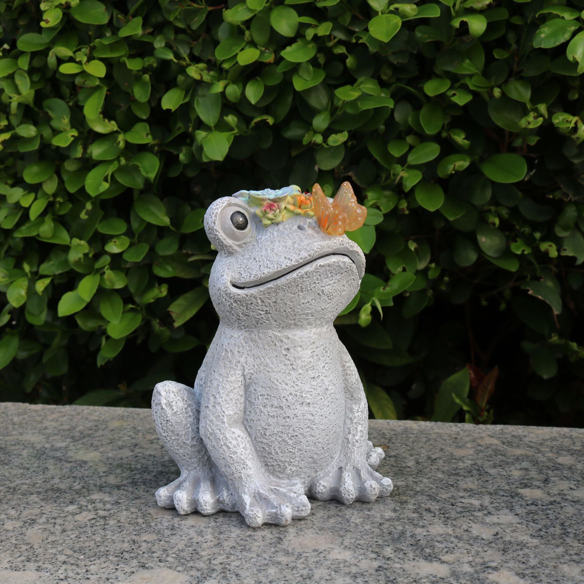Frog Succulent Butterfly Resin Ornaments Garden Courtyard Decoration Cute Animal Balcony Desktop Landscape Sketches