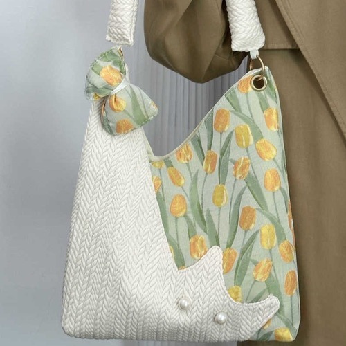 2024 New Tulip Cat Cute Armpit Bag Niche Design Fresh Large Capacity Single Shoulder Tote Bag for Women