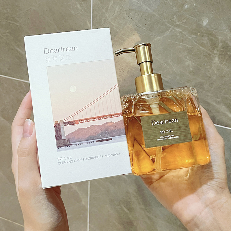 DearIrean独特のアイリーン雰囲気の手洗い液家庭用ホテルの泡は瓶を押して香りの水を残して洗い流しやすいです。|undefined