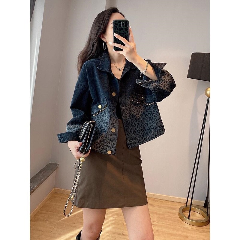 Black retro leopard print denim jacket, women's spring fashion short jacket, 2026 new style, European collection Black retro leopard print denim jacket, women's spring fashion short jacket, 2026 new style, European collection