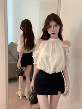 夏季新款气质减龄雪纺小衫女士露肩设计感荷叶边喇叭短袖钉珠上衣