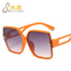 Fashionable square sunglasses, retro advanced glasses solar-powered, internet celebrity, high-quality style