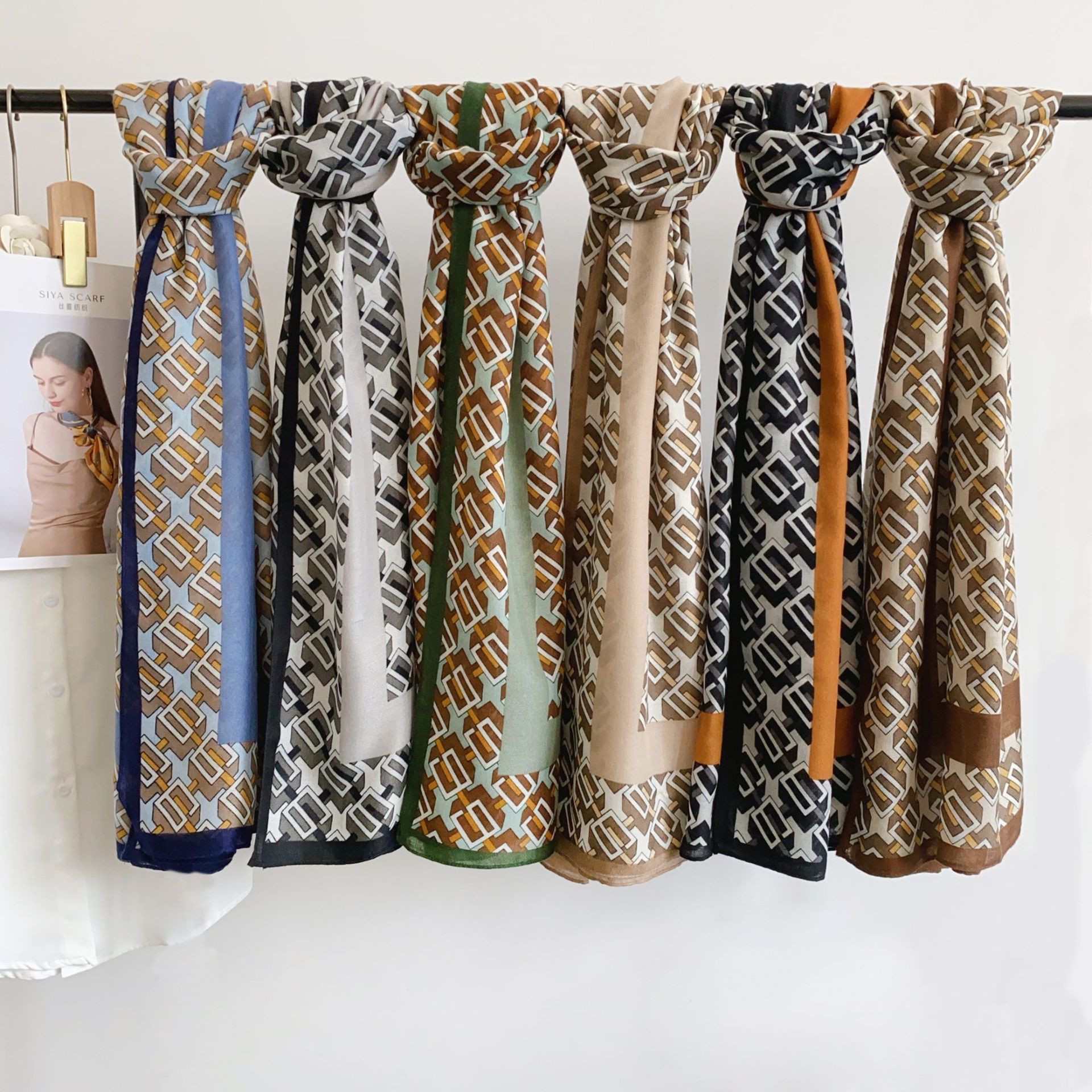 Otoño y invierno nuevo bufandas de algodón y lino coreano retro de alto nivel largo con una bufandas de seda de hombro de moda versátil cuello delgado