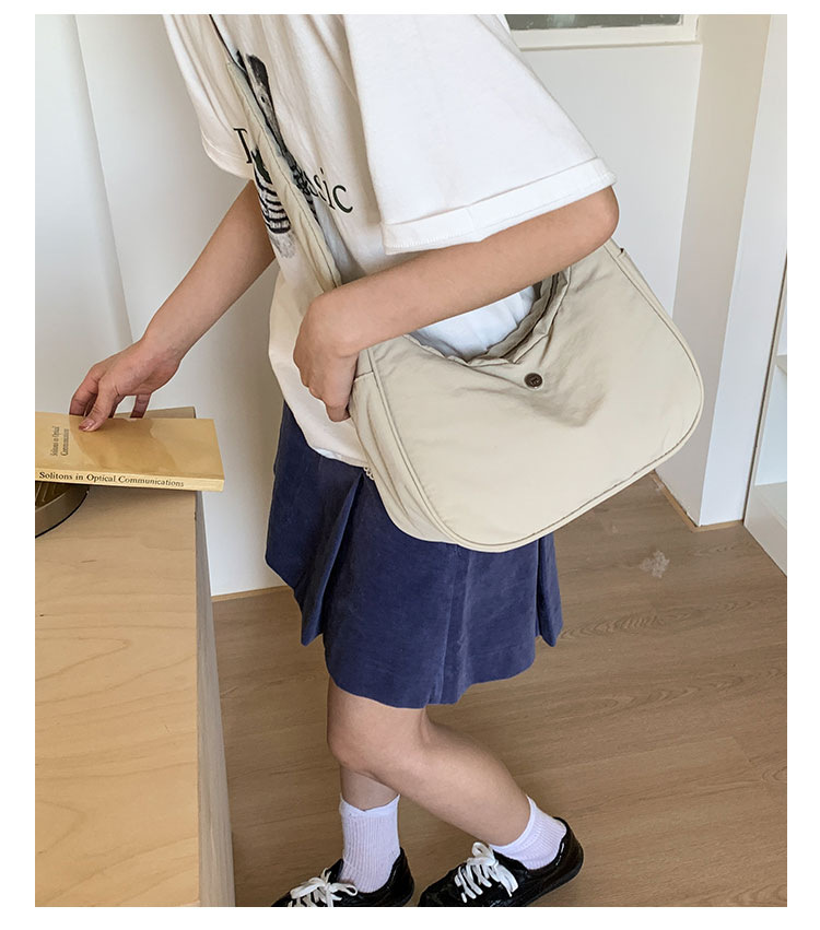 Small handbag, women's underarm bag, fashionable and casual single-shoulder bag, crossbody bag, 2025 new style for work and commuting, stylish solid color bag undefined