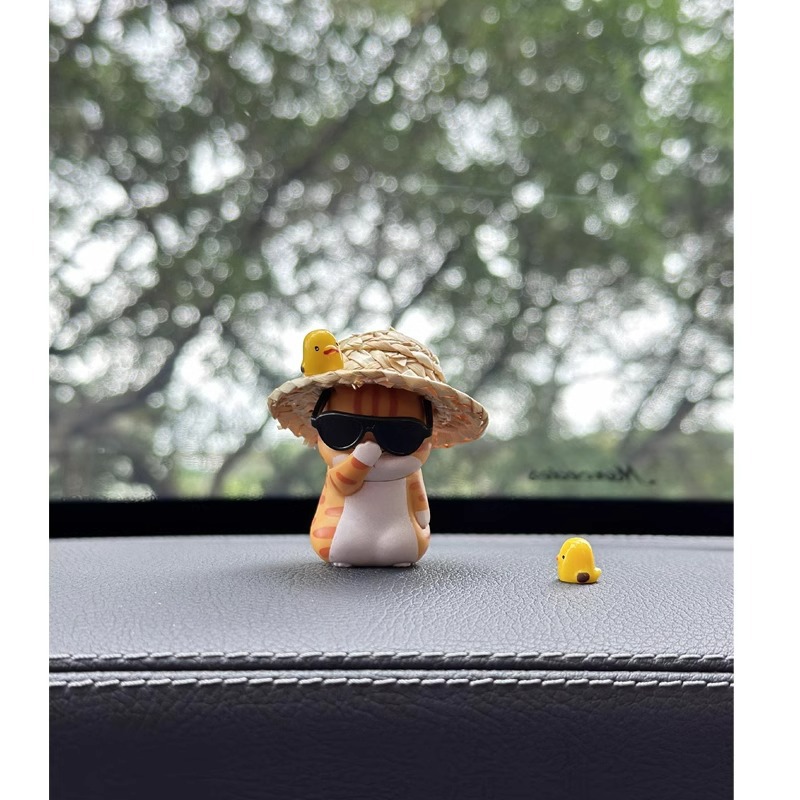 Cute Cat Car Ornaments for Dashboard DIY Healing-Style Figurines for Girls, Lucky Cat