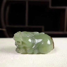 �����񹩑����Ȼ�½��������S��������ɫ��������������Ů�����C