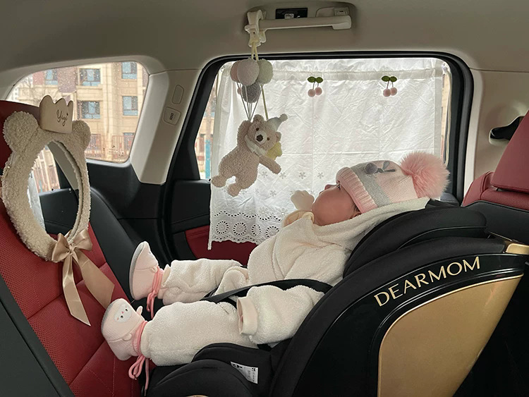 ins car safety seat rearview mirror bear crown baby carrier reflector children's cognitive mirror