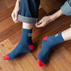 Men's fall/winter contrasting color breathable sweat-absorbent sports socks, trendy Ins high-top versatile casual cotton socks for wholesale
