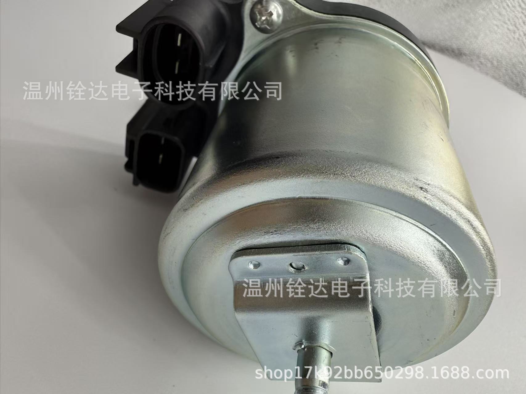 cdd8f9d6114ef140e44a08bfd8d290