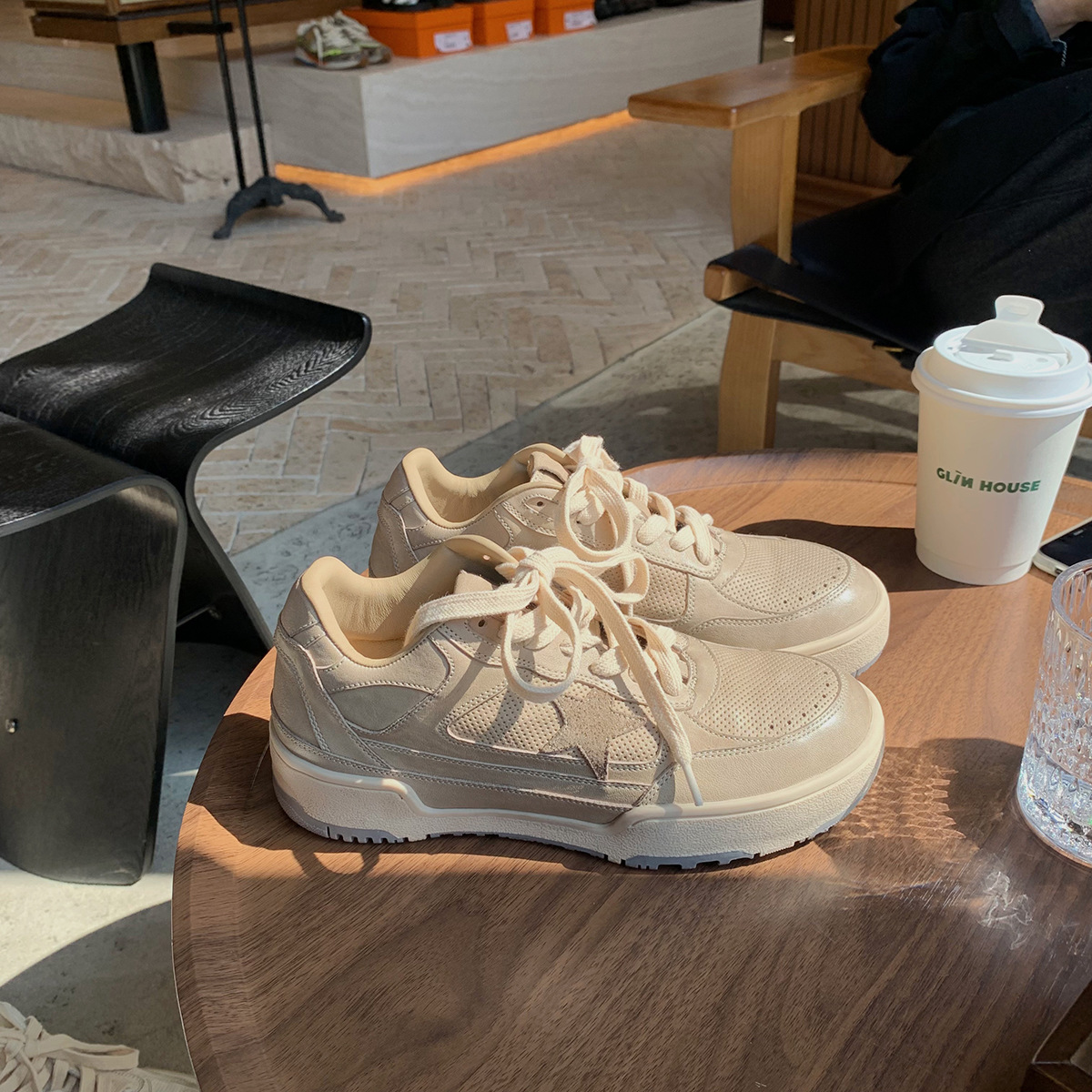Estilo universitario estrellas viejas zapatos blancos 2025 primavera nuevos zapatos deportivos mujer cuero plataforma zapatos casuales para correr