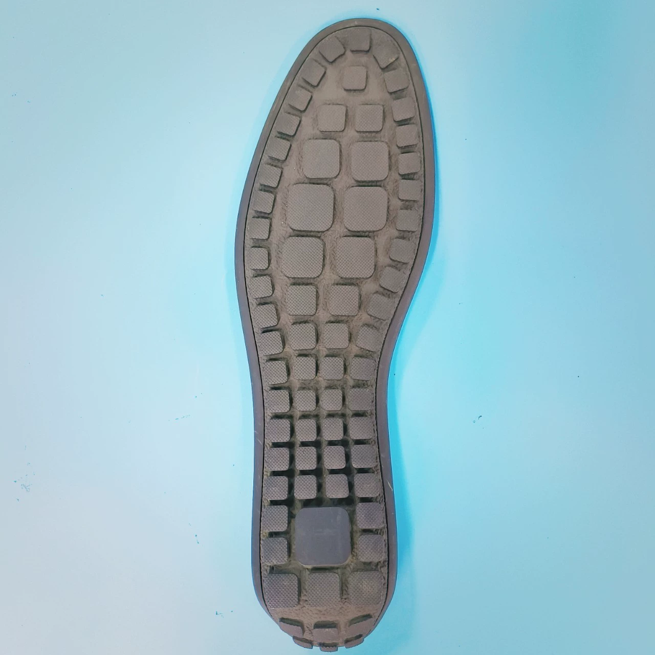 2024 новые ботинки из бобов в Европе