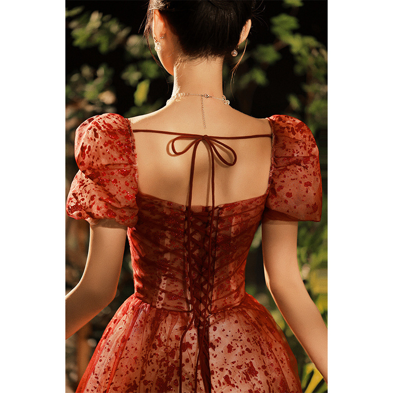 Vestido de Novia Estilo Princesa Runaway 2026, Nuevo Estilo Primavera, Elegante Color Borgoña, Estilo Hepburn, Vestido de Compromiso Estilo French Toast.