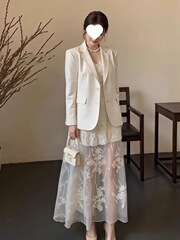 春季新款感轻奢小香风白色西装外套蕾丝白色连衣裙两件套女
