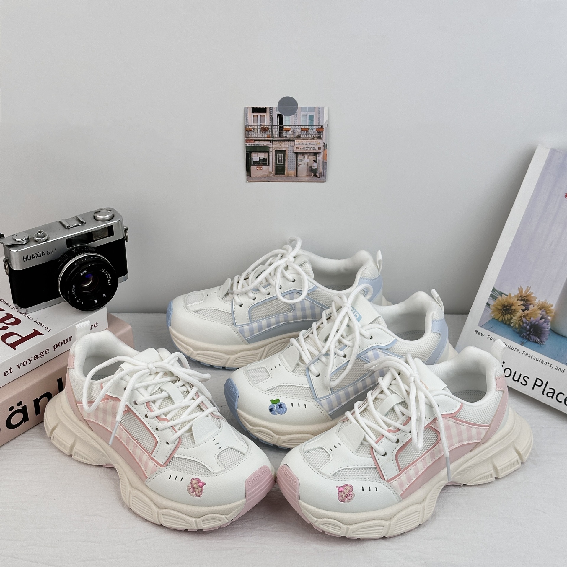 Zapatos de papá de suela gruesa de onda lejana para mujer 2025 nuevos zapatos de red de verano para mujer zapatos de deporte de ocio con superficie de malla transpirable para mujer