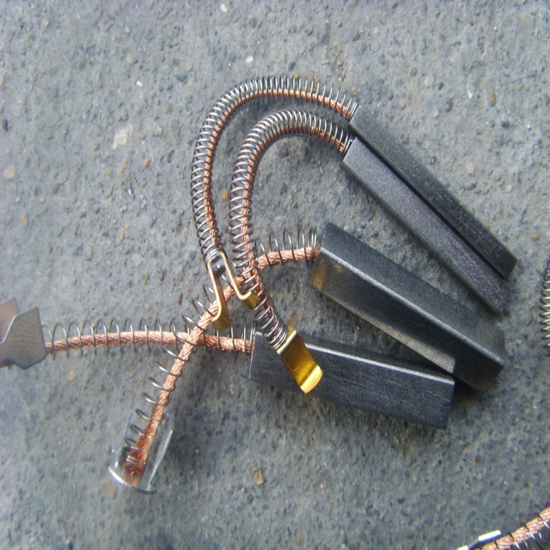 供应含银石墨碳刷电刷滑动电触点白银低电阻大电流(图)