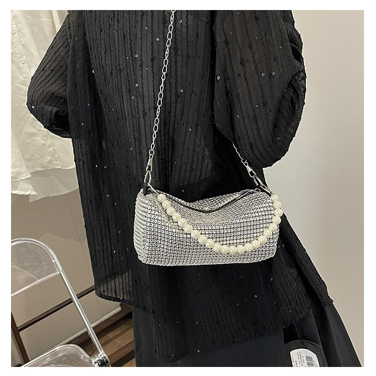 Borsa a tracolla Boston a mano con catena occidentale alla moda, nuova primavera/estate, con diamante lucido e perla sotto le ascelle_voghion.com