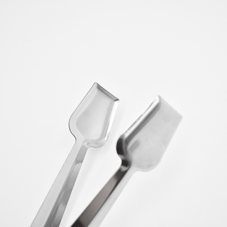 Small ice cubes stainless steel