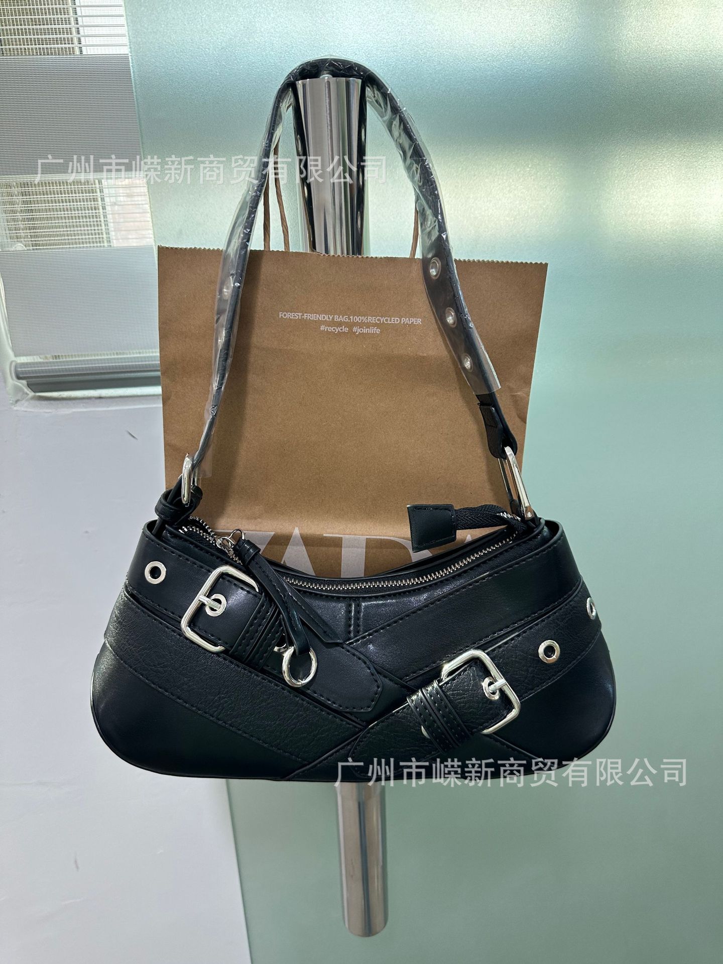 Bolso de Mujer ZR 2025, Nuevo Estilo de Moda, Nicho Punk, Chica Moderna, Decoración de Cinturón Negro, Bolso de Hombro Único, Bolso de Motocicleta
