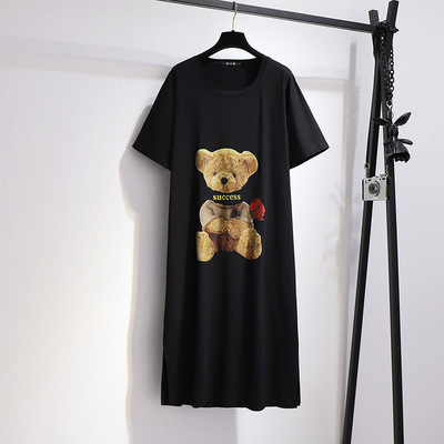 2021加肥春夏新款大碼女裝短袖燙印小熊中長裙連衣裙360斤女