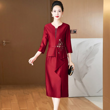 春秋季新款中老年参加婚宴礼服连衣裙新娘妈妈装修身显瘦改良旗袍