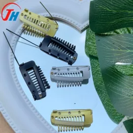 发夹;插梳;胸针