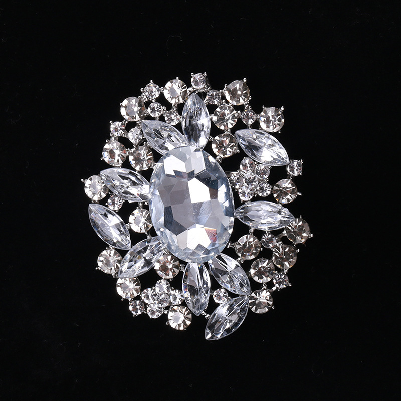 25g Weight Glass Inlay Material Brooches Classification Holiday, Daily Occasion Alloy Material Flower Pattern Women's Gender Inlay Design Korean Style Style Korean Style Pin Flower Alloy Inlay Glass Women's Brooches 10