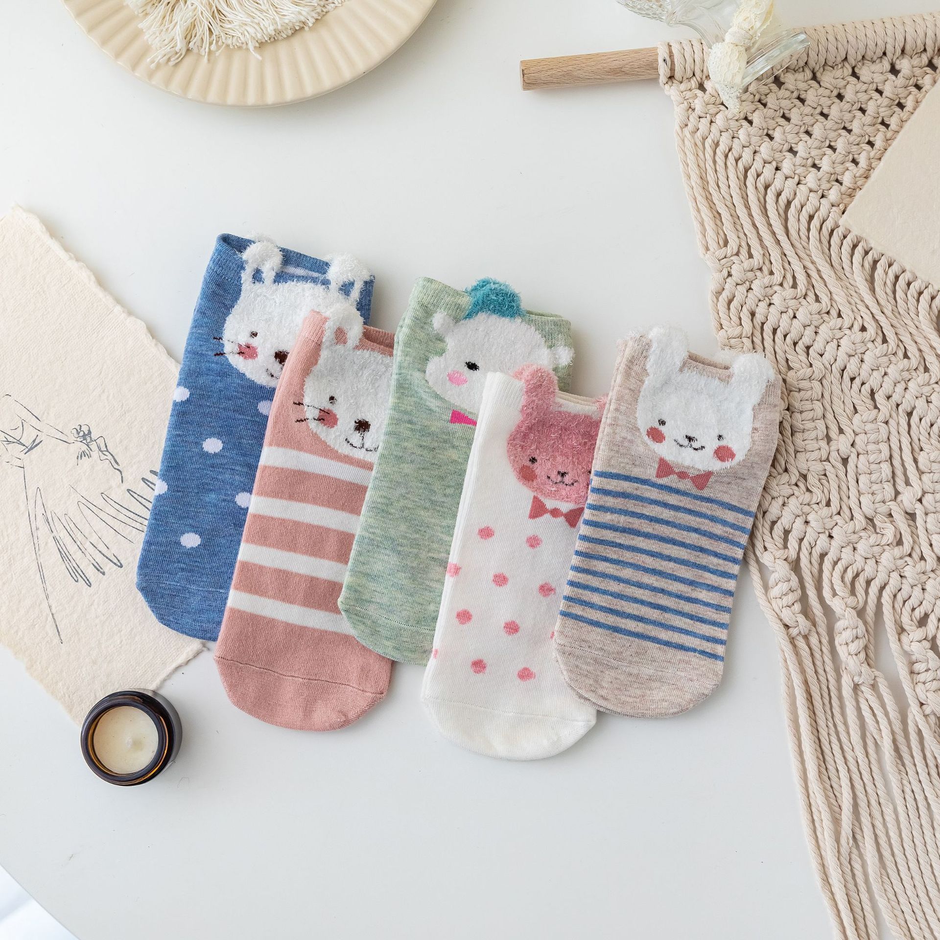 Primavera y verano nueva caricatura Comercio exterior Calcetines de barco de mujer estilo universitario boca baja calcetines invisibles ins estilo japonés calcetines cortos de moda